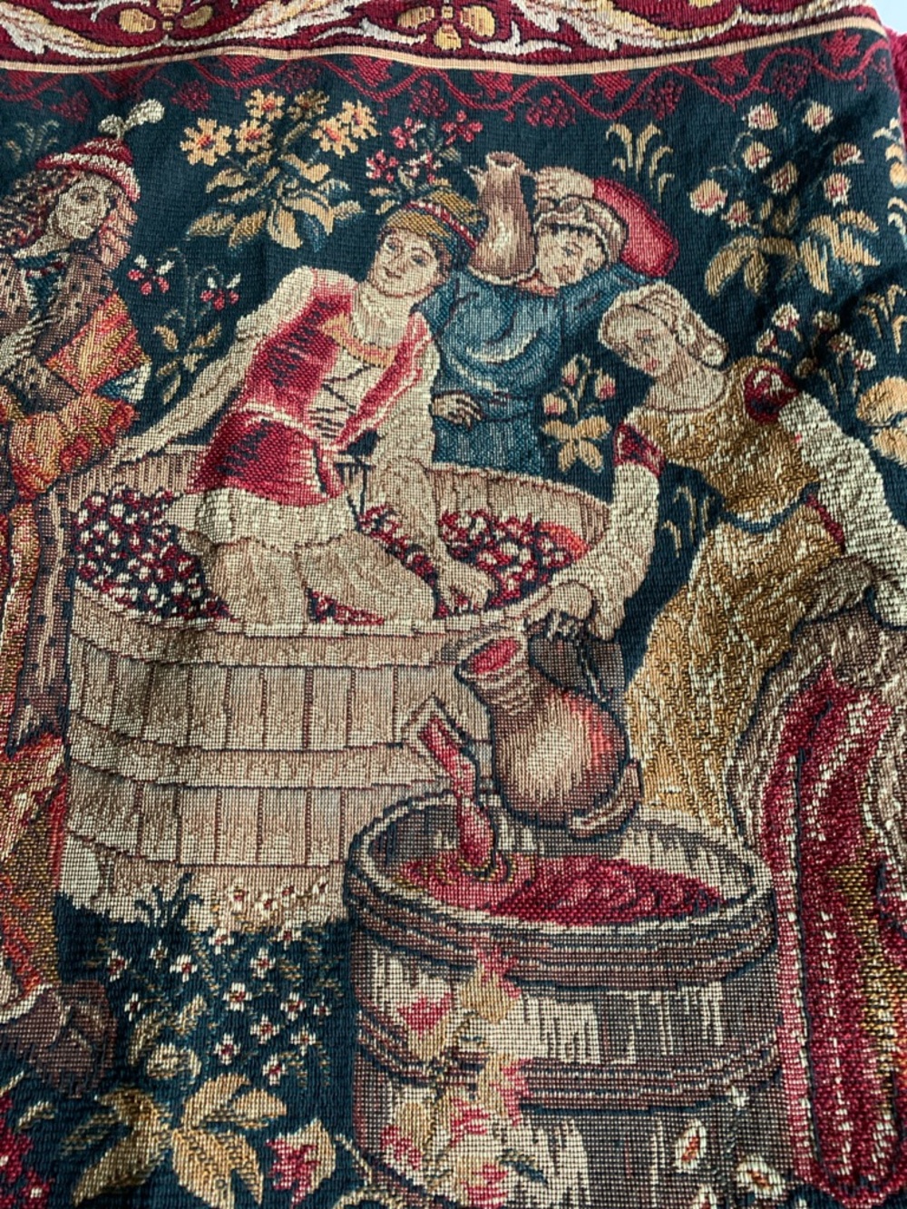 Hanging Tapestry - Picture 5 of 6